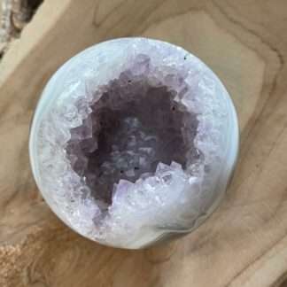 Agaat met amethist kristallen bal 8.5 cm